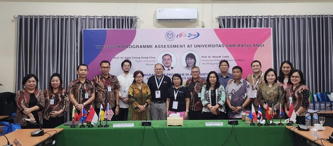 The 337th Programme Assessment Undergraduate Program in Accounting Faculty of Economics and Businness Sam Ratulangi University